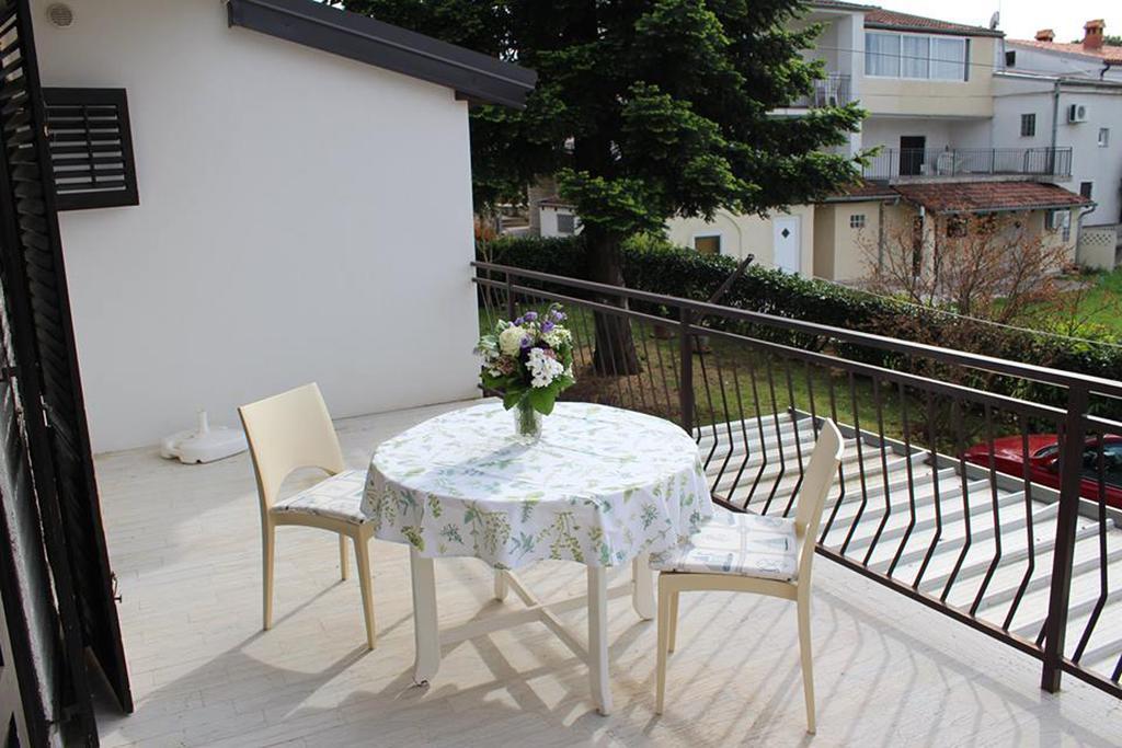 شقة Pineta House Vidos بوريتش الغرفة الصورة