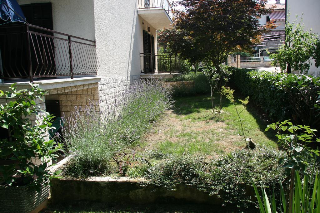 شقة Pineta House Vidos بوريتش المظهر الخارجي الصورة