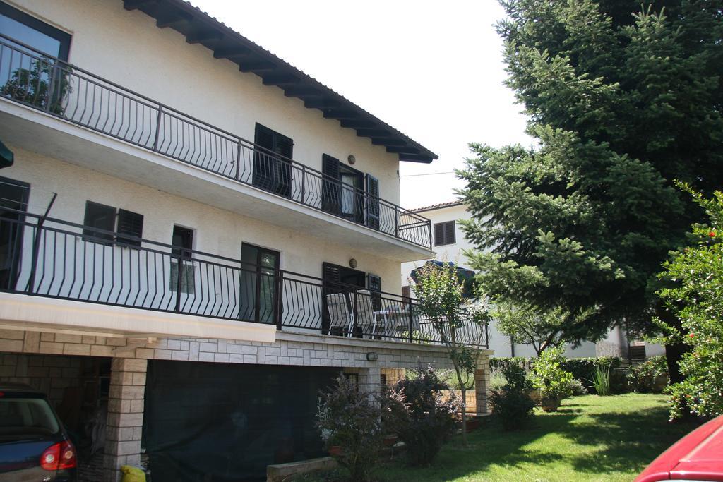 شقة Pineta House Vidos بوريتش المظهر الخارجي الصورة
