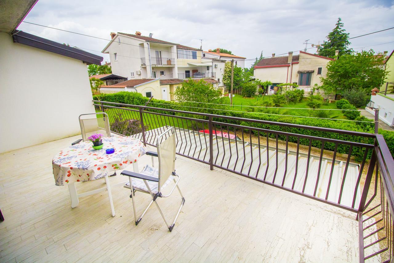 شقة Pineta House Vidos بوريتش المظهر الخارجي الصورة