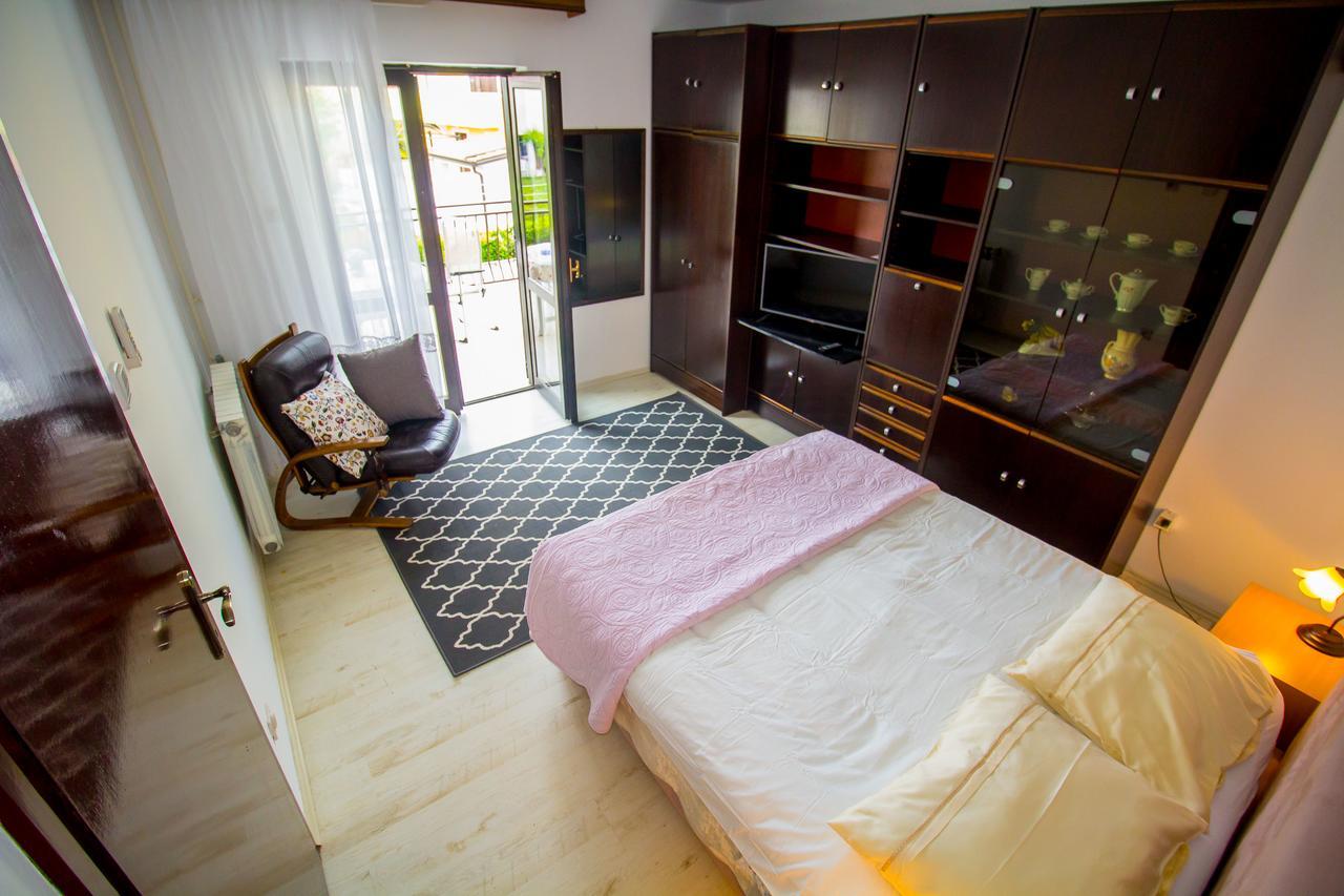 شقة Pineta House Vidos بوريتش المظهر الخارجي الصورة